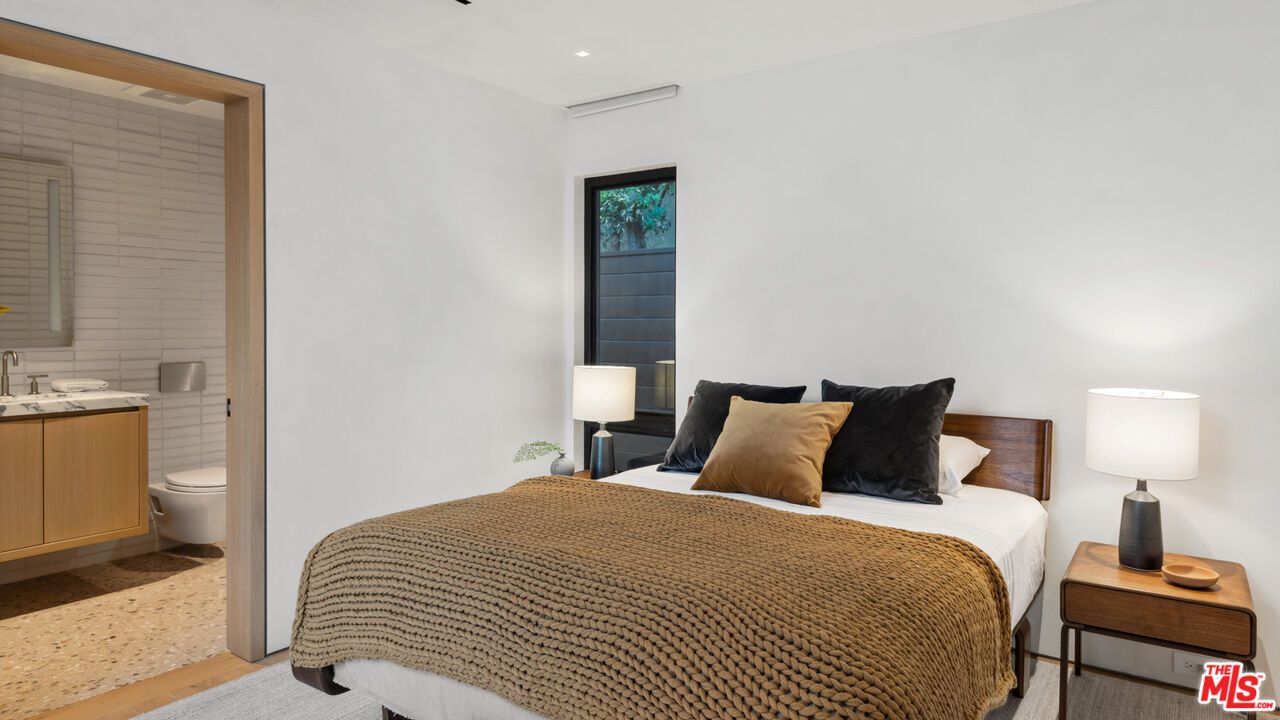 Bathroom, Bedroom, Interior, Recessed Lighting
