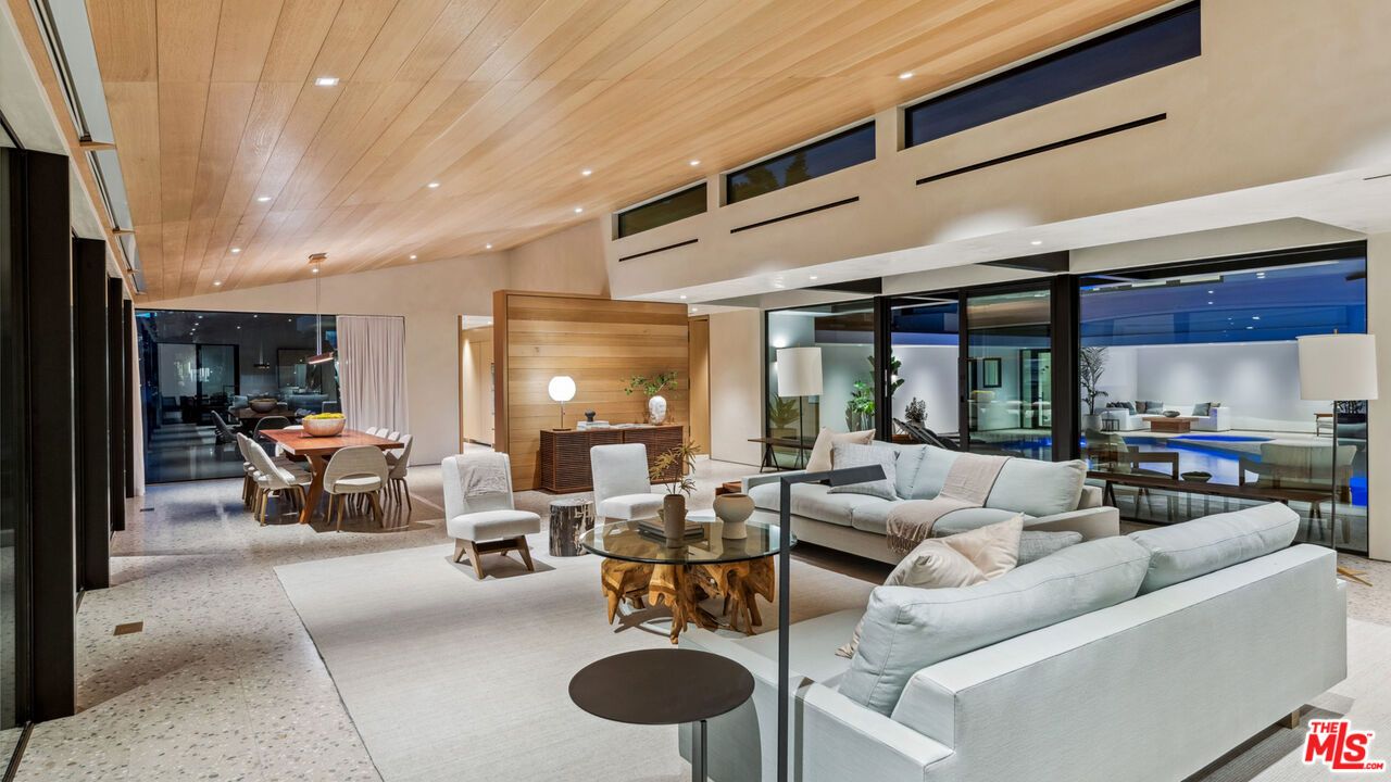 Dining room, Interior, Living room, Pendant Lights, Recessed Lighting, Wooden Ceilings