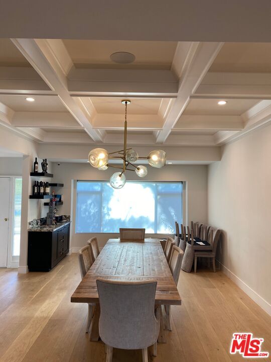 Dining room, Interior, Pendant Lights, Recessed Lighting, Wood Texture Flooring