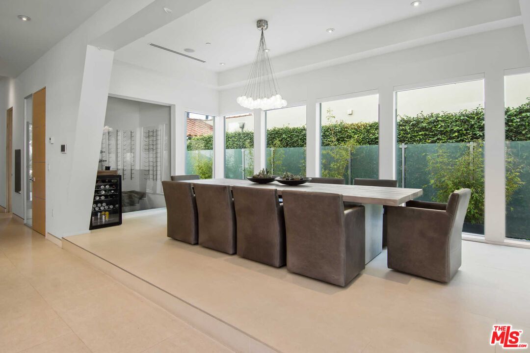 Chandelier, Dining room, Interior, Pendant Lights, Recessed Lighting