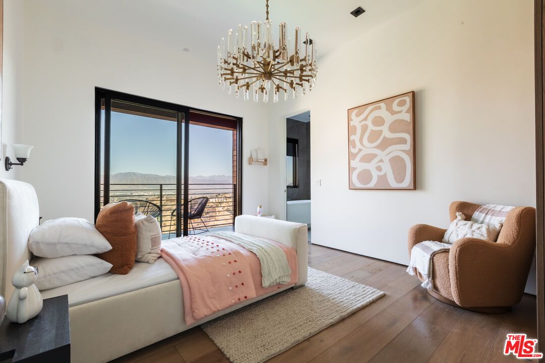Bedroom, Interior, Pendant Lights, Wood Texture Flooring