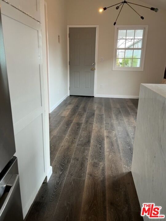 Empty room, Interior, Pendant Lights, Wood Texture Flooring