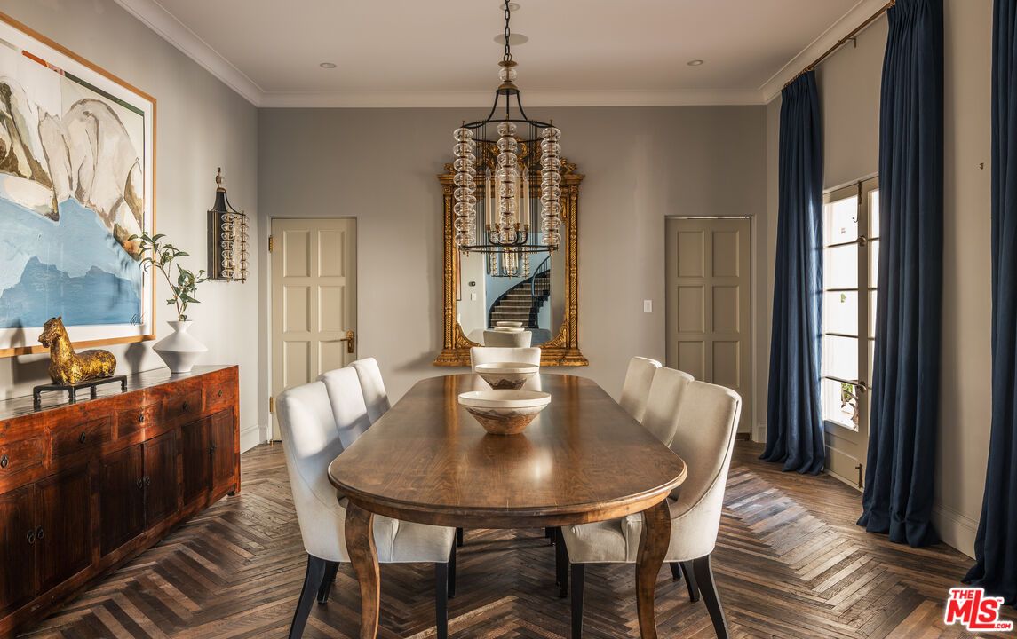 Dining room, Interior, Pendant Lights, Recessed Lighting, Wood Texture Flooring