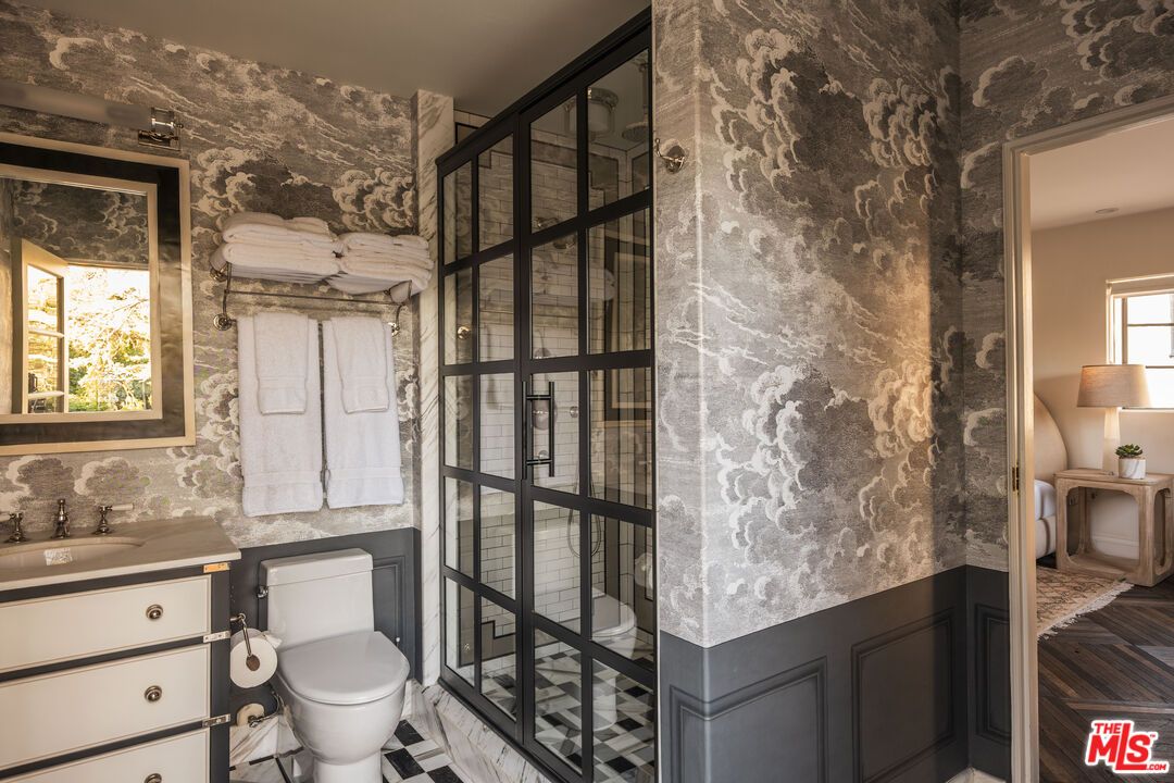 Bathroom, Interior, Wood Texture Flooring