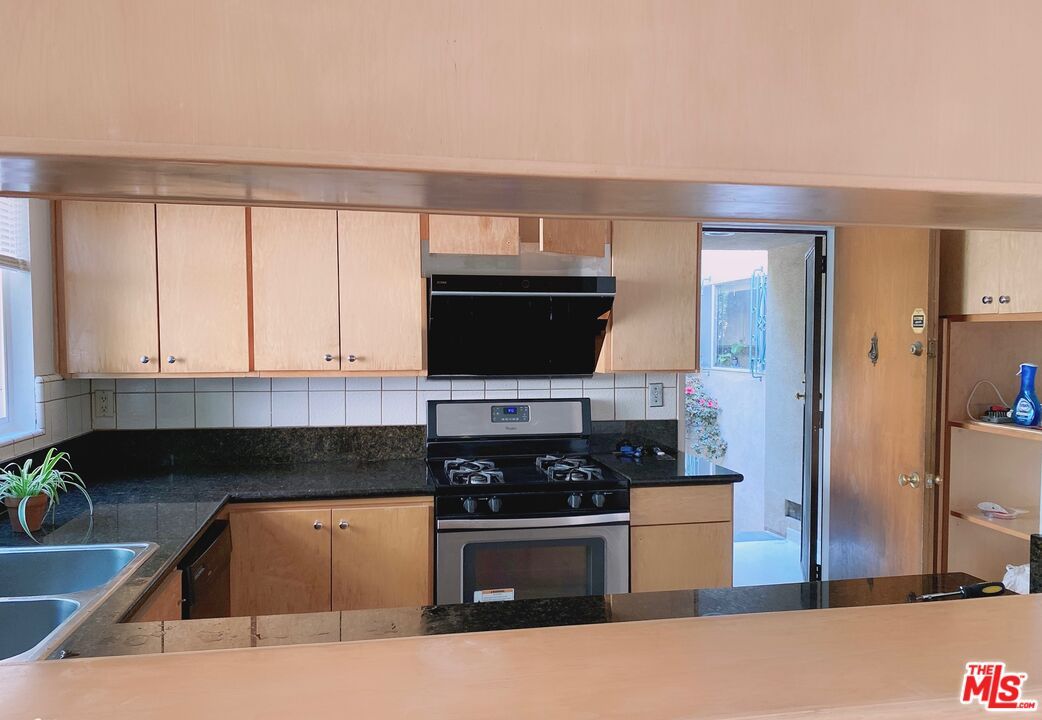 Interior, Kitchen