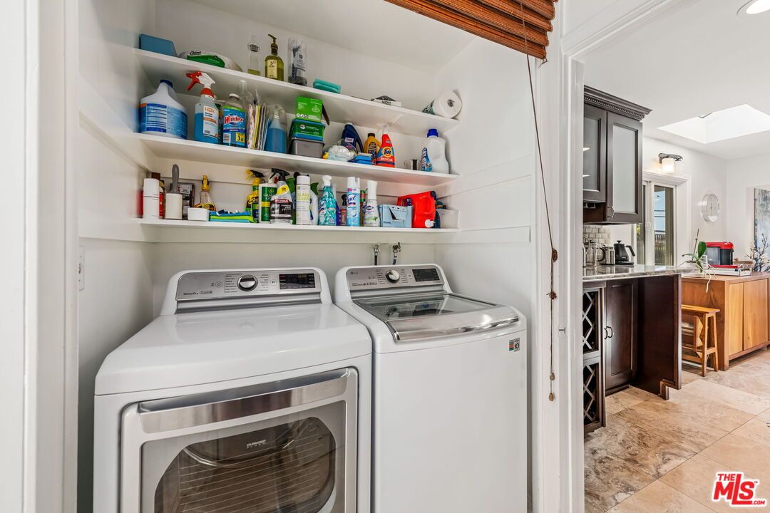 Interior, Utility Closets, Washer