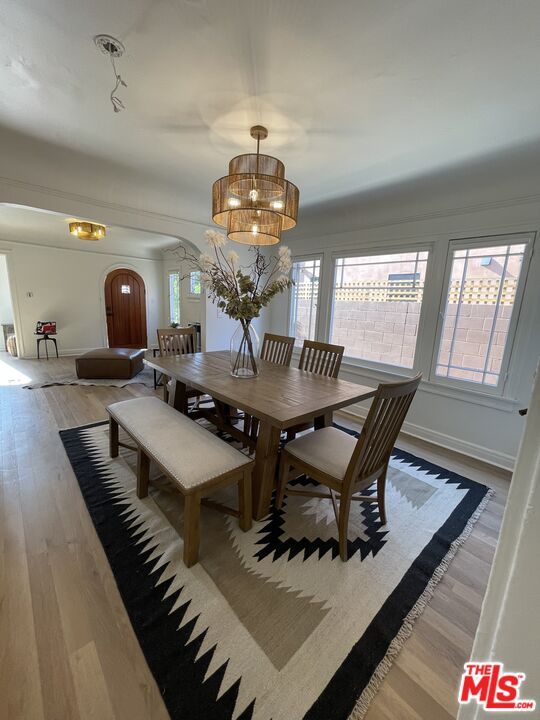 Chandelier, Dining room, Interior, Wood Texture Flooring