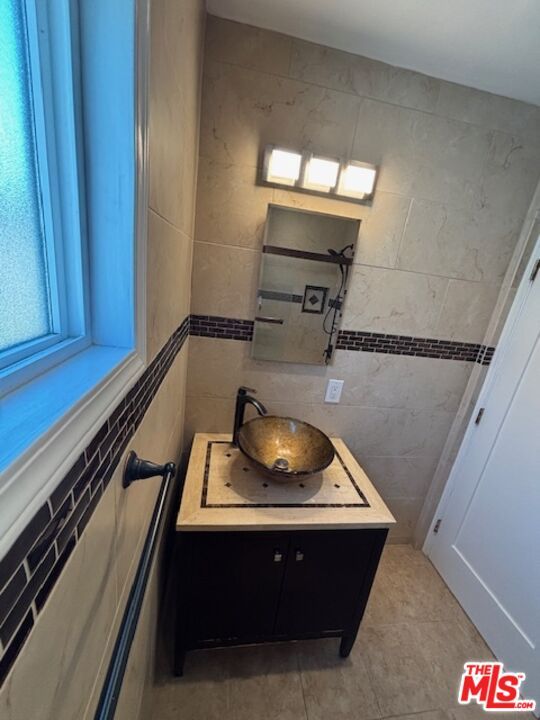Bathroom, Interior, Marble Walls
