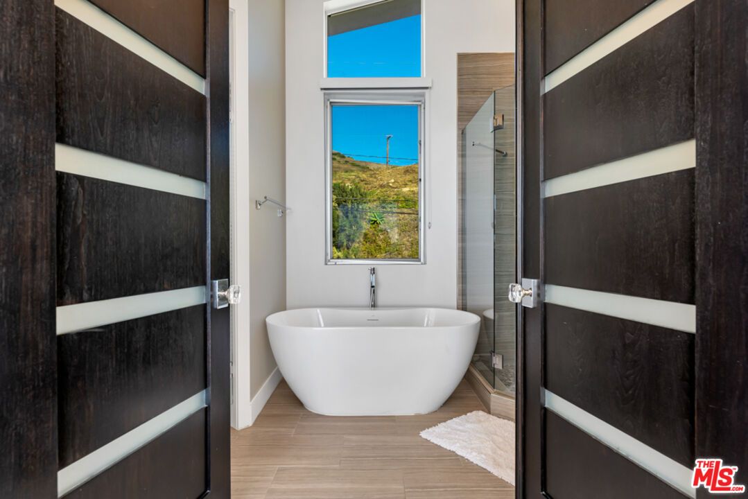 Bathroom, Free Standing Baths, Interior, Wood Texture Flooring