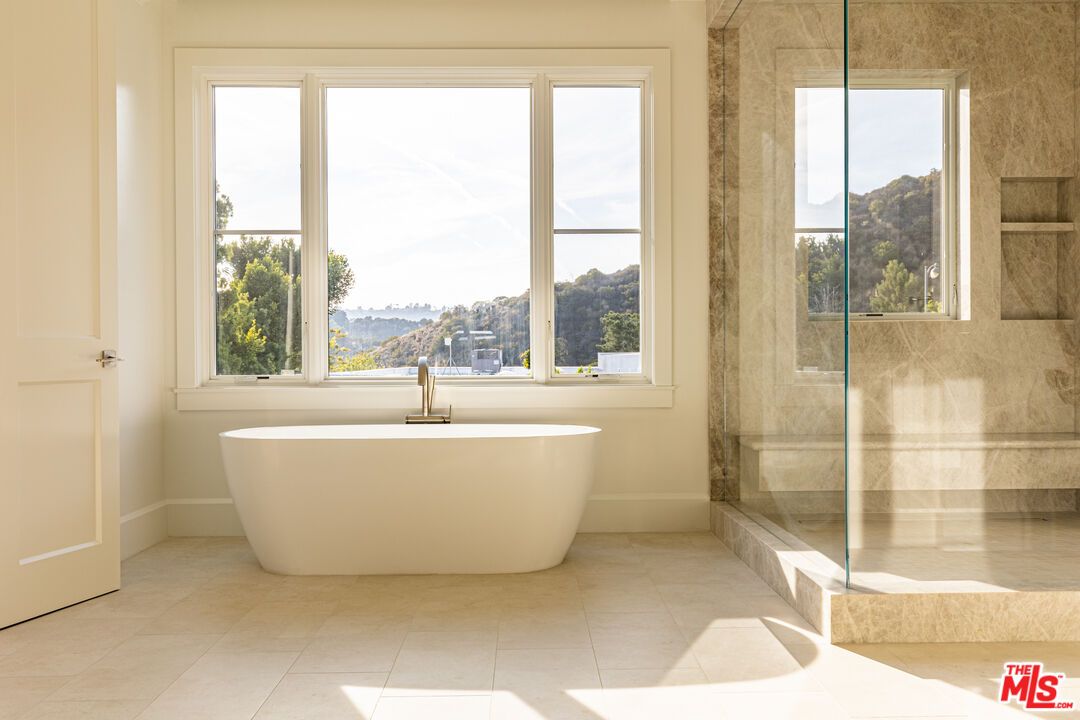 Bathroom, Free Standing Baths, Glass Shower, Interior