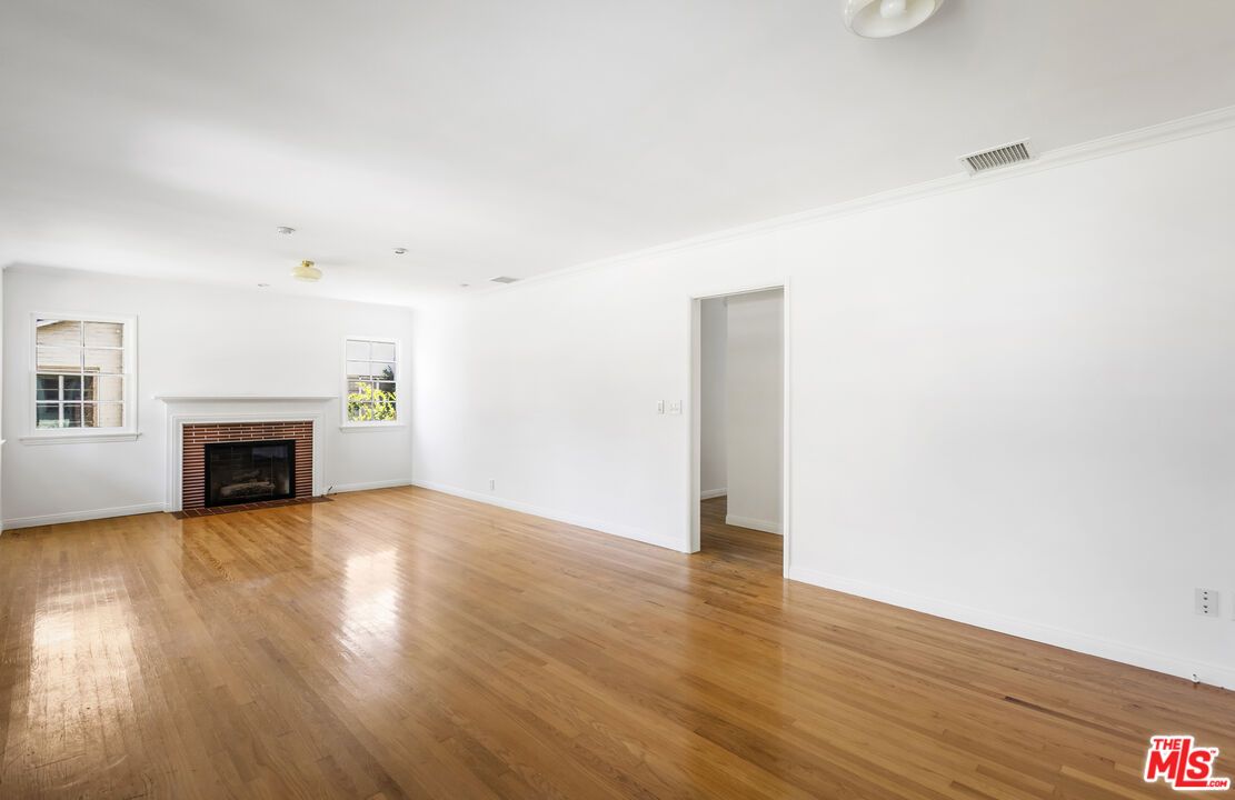 Empty room, Fireplace, Interior, Wood Texture Flooring