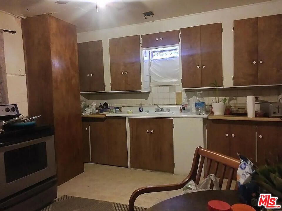 Interior, Kitchen