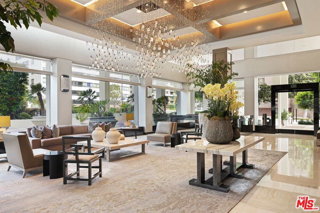 Interior, Living room, Pendant Lights, Recessed Lighting