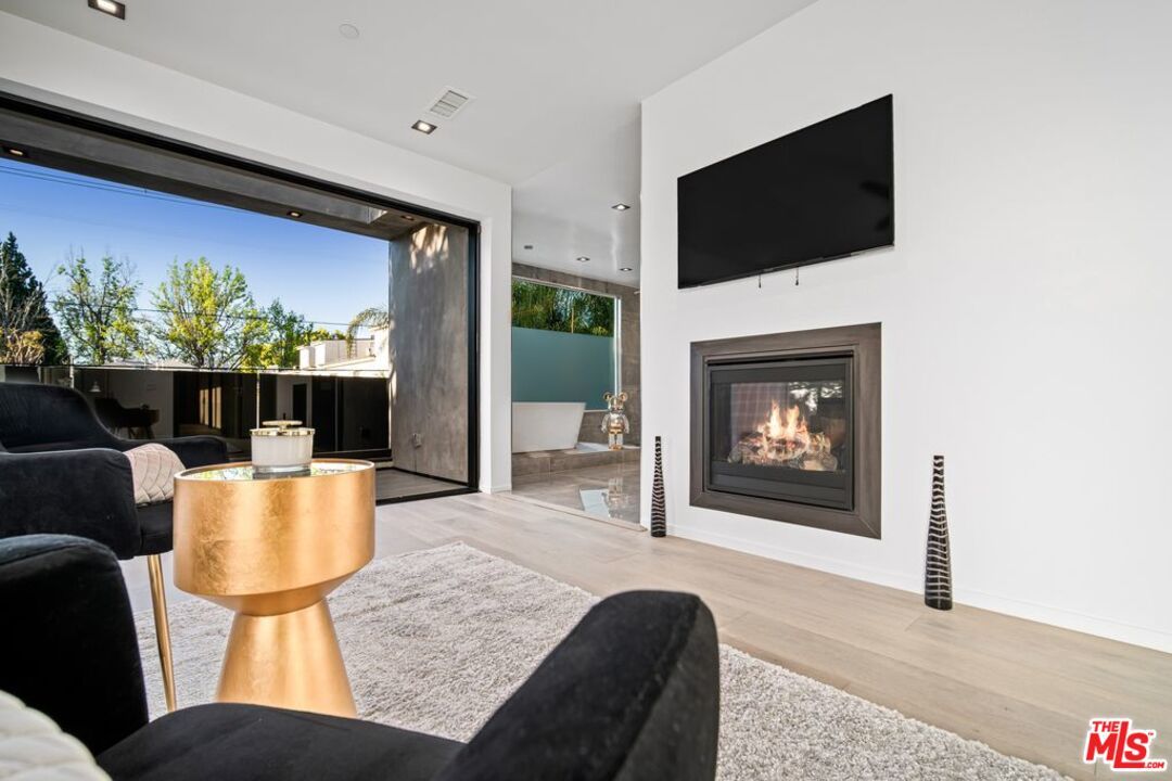 Fireplace, Interior, Recessed Lighting, Wood Texture Flooring