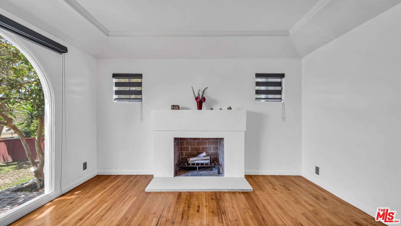 Fireplace, Interior, Wood Texture Flooring