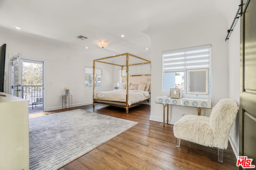 Bedroom, Chandelier, Interior, Recessed Lighting, Wood Texture Flooring