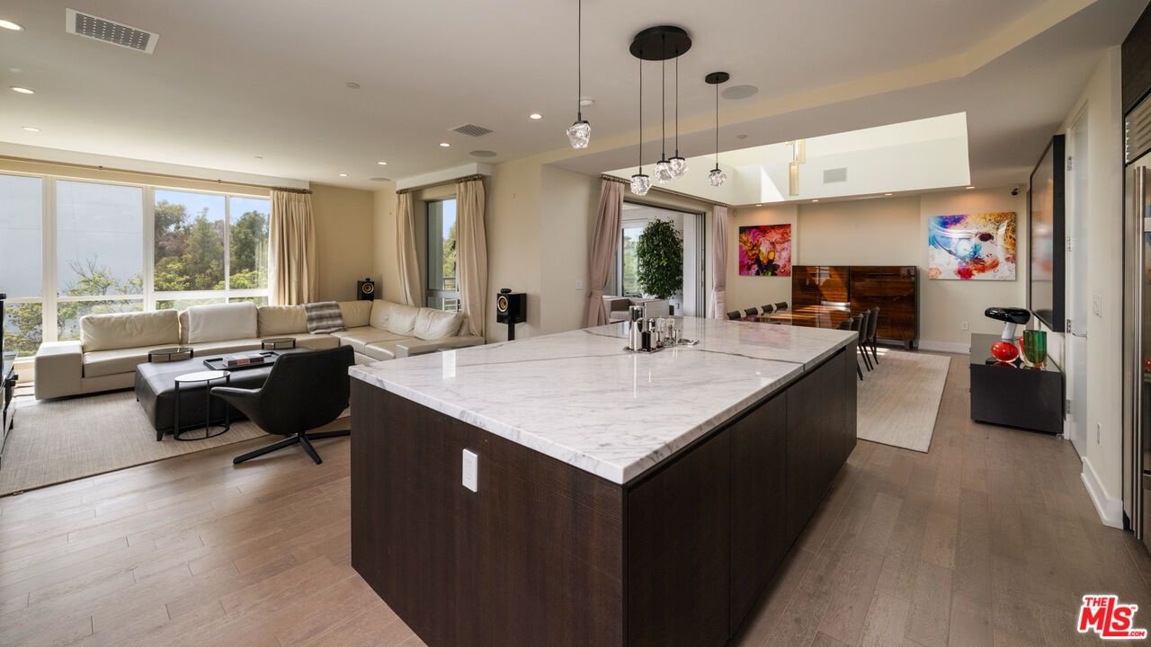Interior, Kitchen, Living room, Pendant Lights, Recessed Lighting, Wood Texture Flooring