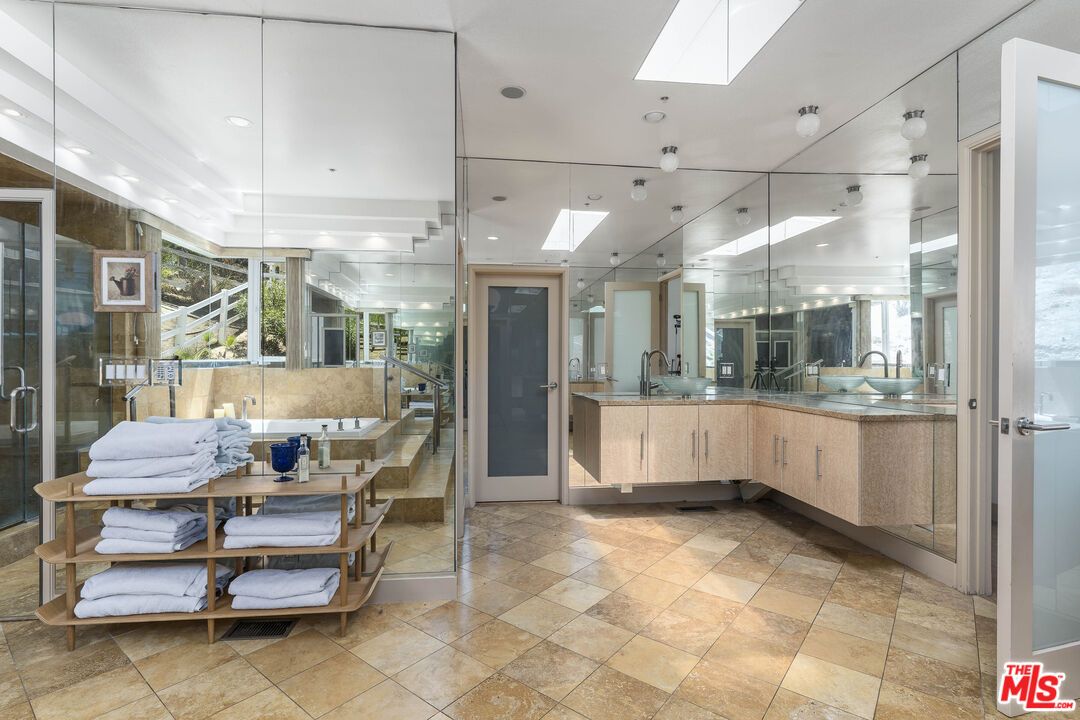 Bathroom, Dining room, Glass Shower, Interior, Recessed Lighting
