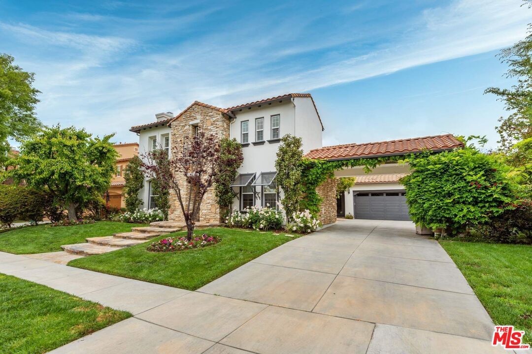 Attached, Backyard, Exterior, Facade, Spanish Mediterranean