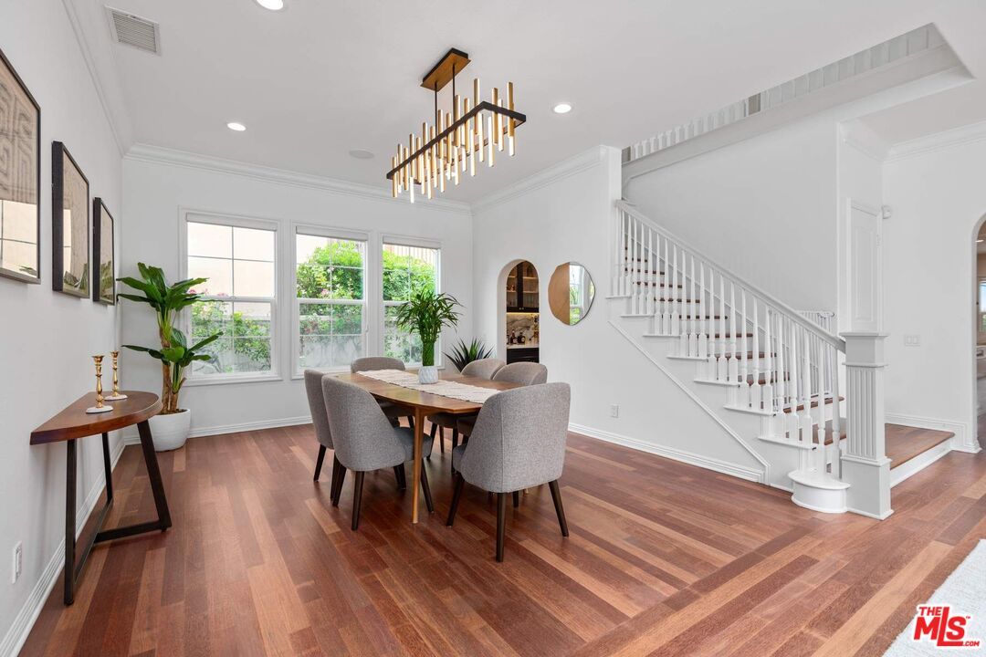 Dining room, Interior, Pendant Lights, Recessed Lighting, Wood Texture Flooring