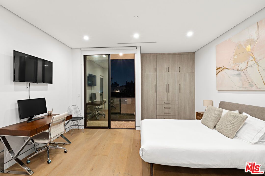 Bedroom, Home Office, Interior, Recessed Lighting, Wood Texture Flooring