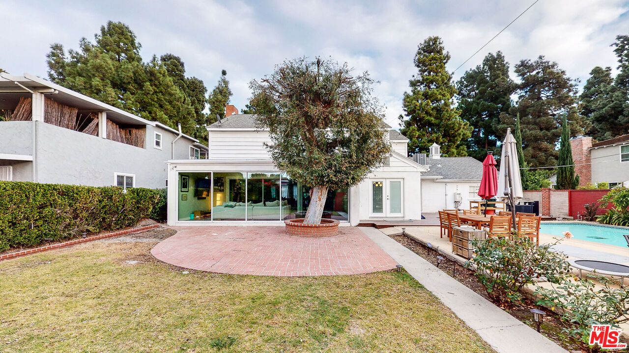 Backyard, Exterior, Pool