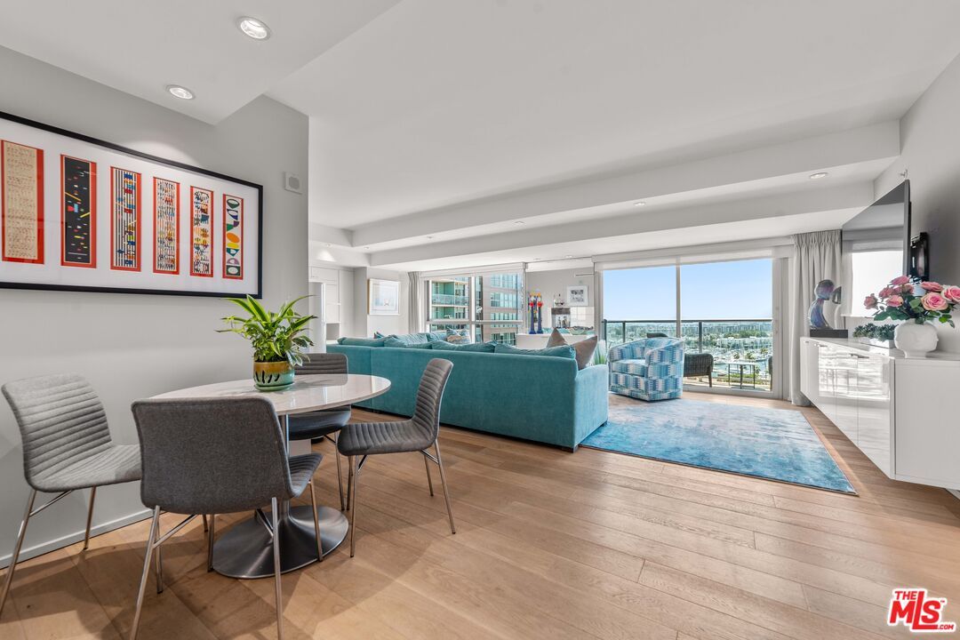 Dining room, Interior, Living room, Recessed Lighting, Wood Texture Flooring
