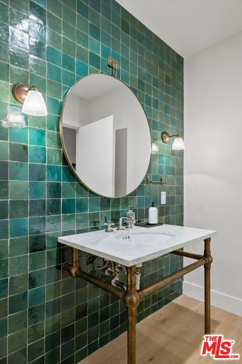 Bathroom, Interior, Wood Texture Flooring