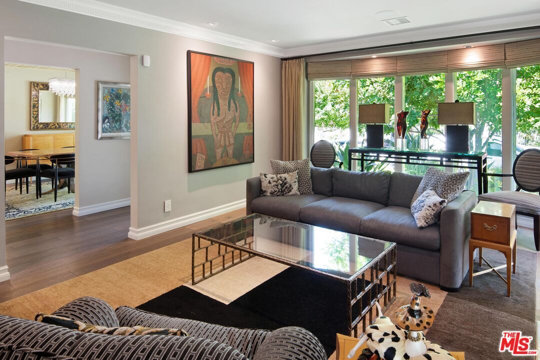 Dining room, Interior, Living room, Recessed Lighting, Wood Texture Flooring