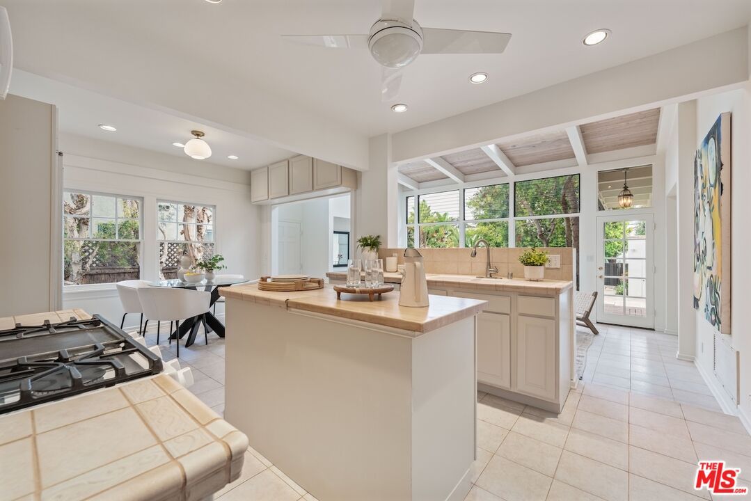 Dining room, Interior, Kitchen, Recessed Lighting, Tile Countertops, Wooden Ceilings