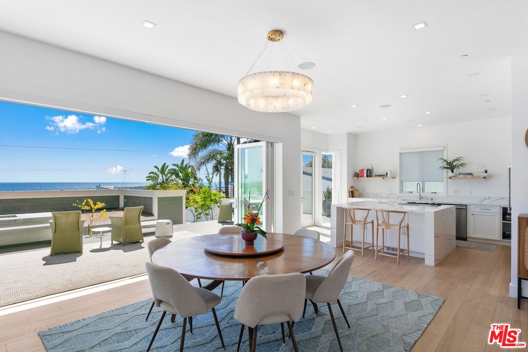 Dining room, Interior, Kitchen, Pendant Lights, Recessed Lighting, Water, Wood Texture Flooring