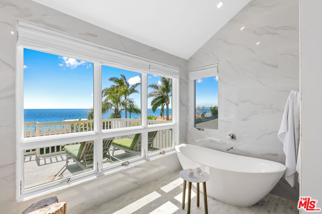 Bathroom, Free Standing Baths, Interior, Marble Walls, Recessed Lighting, Water