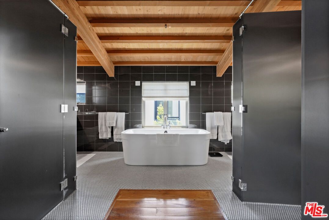 Bathroom, Free Standing Baths, Interior, Wooden Beams, Wooden Ceilings, Wood Texture Flooring