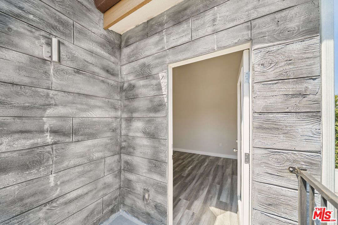 Bathroom, Interior, Stone Walls, Wood Texture Flooring