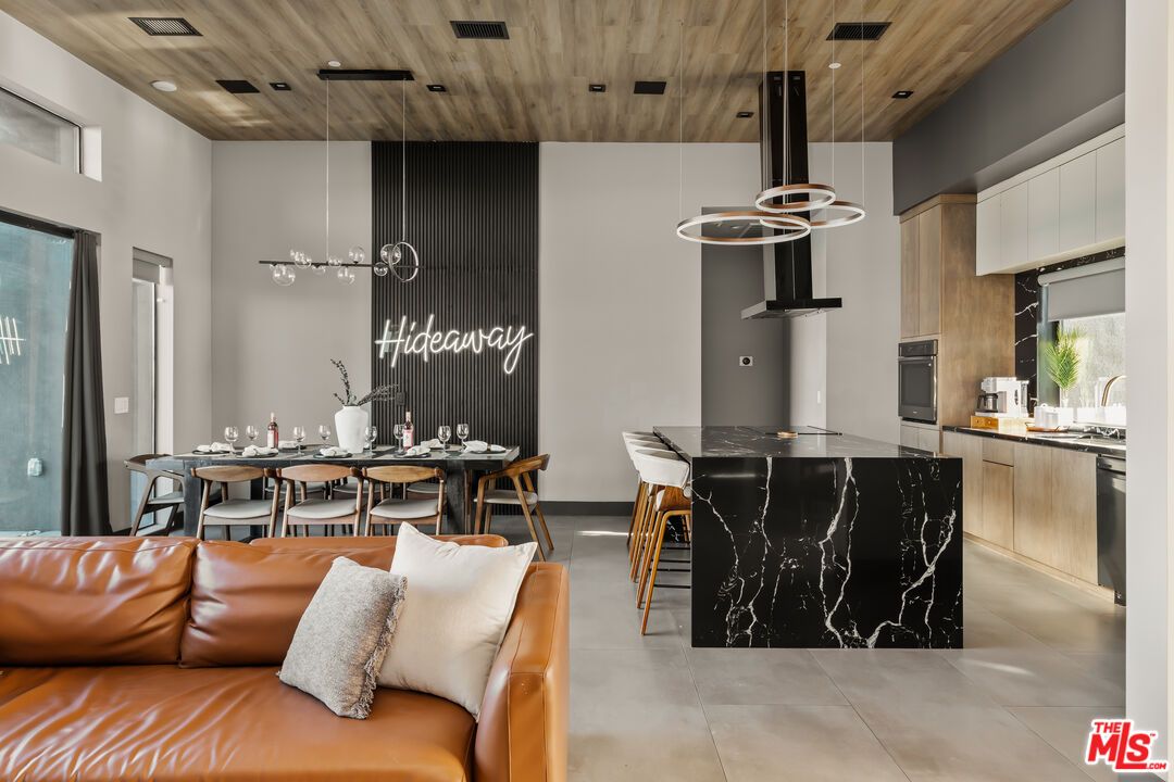 Dining room, Interior, Kitchen, Pendant Lights, Recessed Lighting, Wooden Ceilings