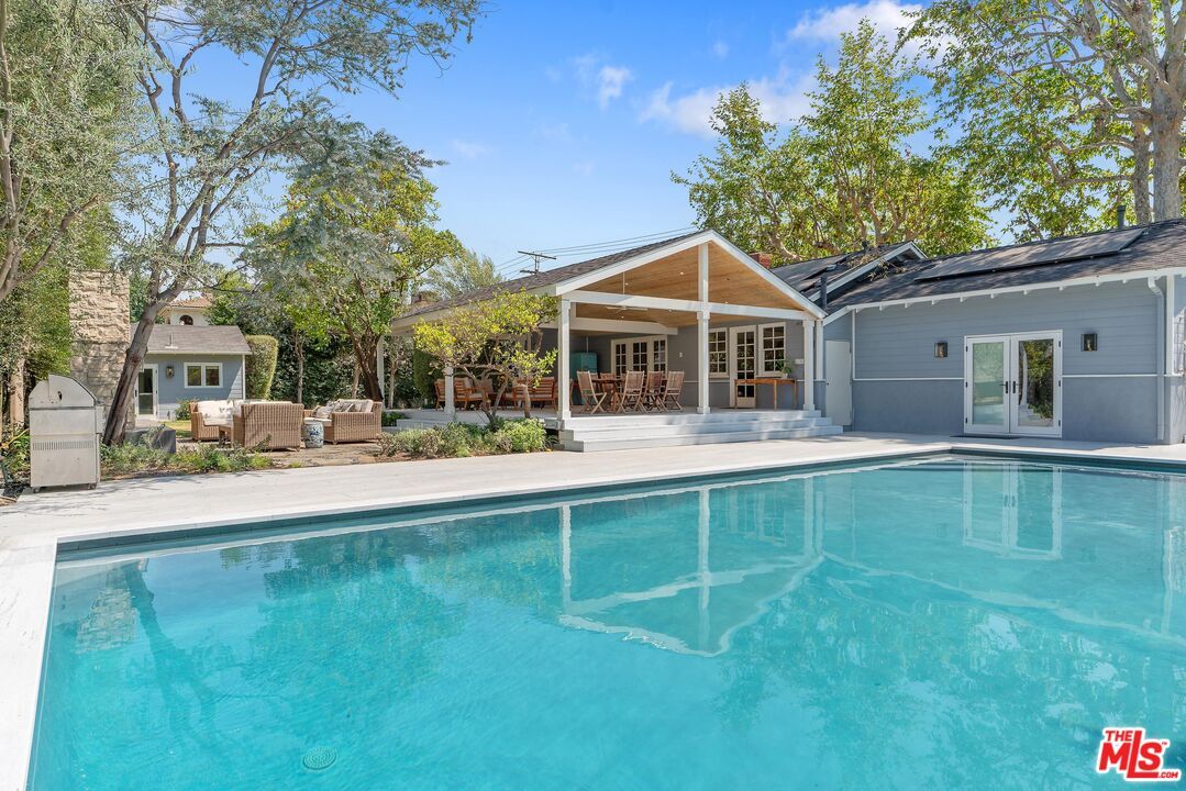 Exterior, Pool, Solar Panels
