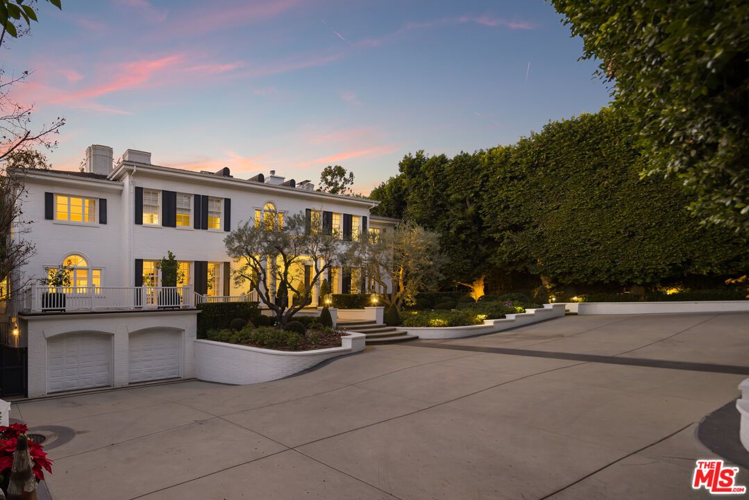 Attached, Backyard, Exterior, Facade, Mediterranean