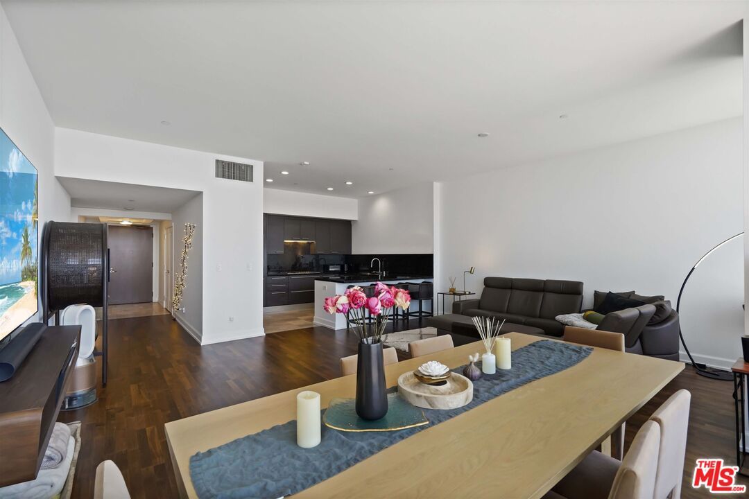 Dining room, Interior, Kitchen, Living room, Recessed Lighting, Wood Texture Flooring