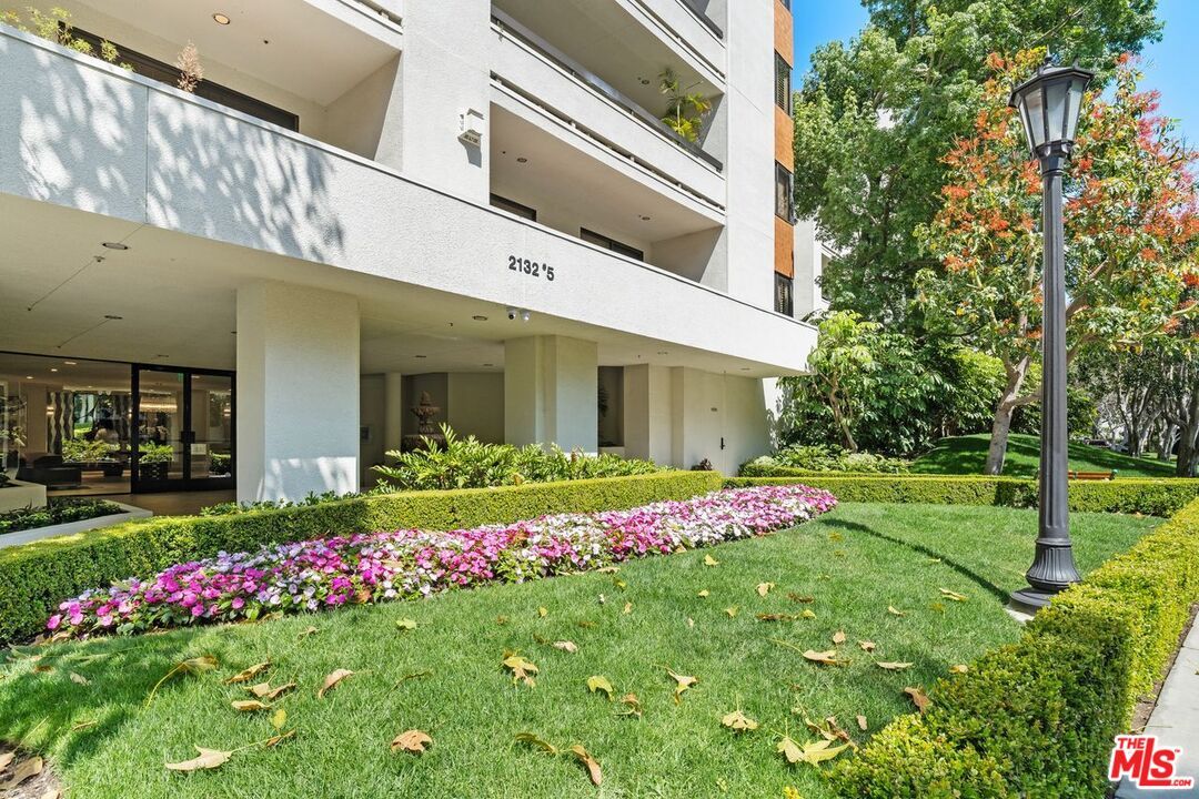 Backyard, Exterior, Facade, None