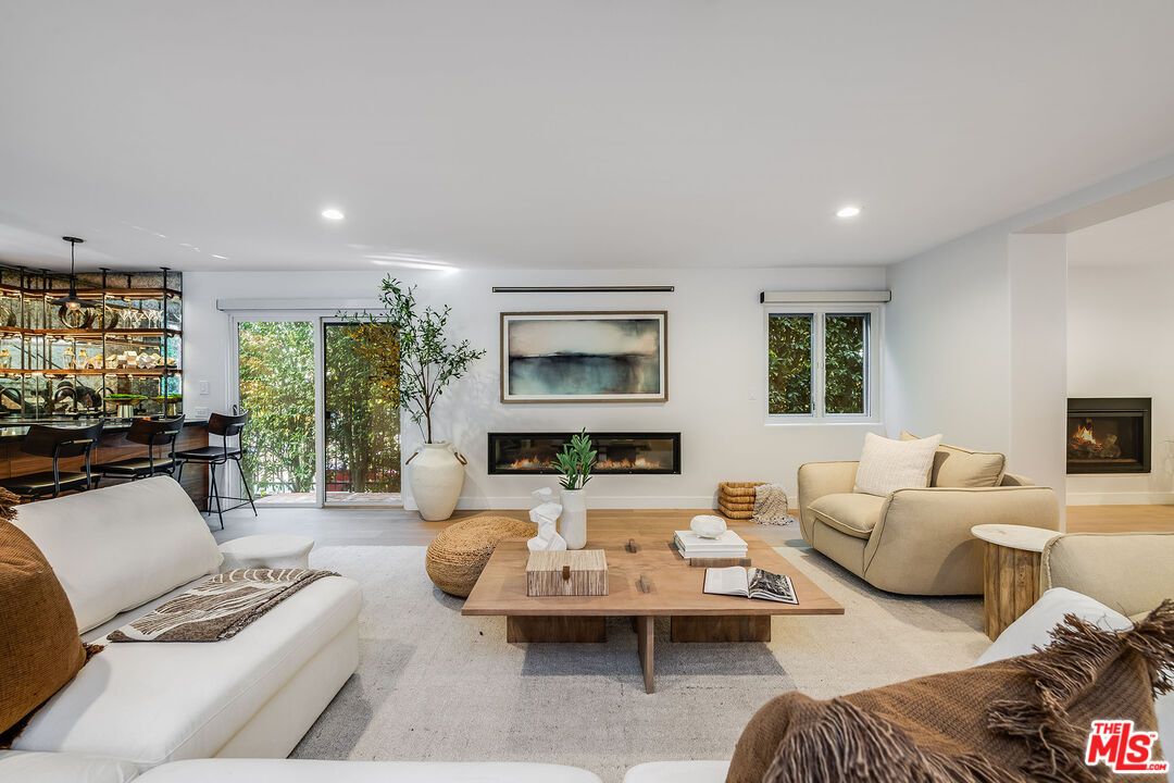Dining room, Fireplace, Interior, Living room, Pendant Lights, Recessed Lighting