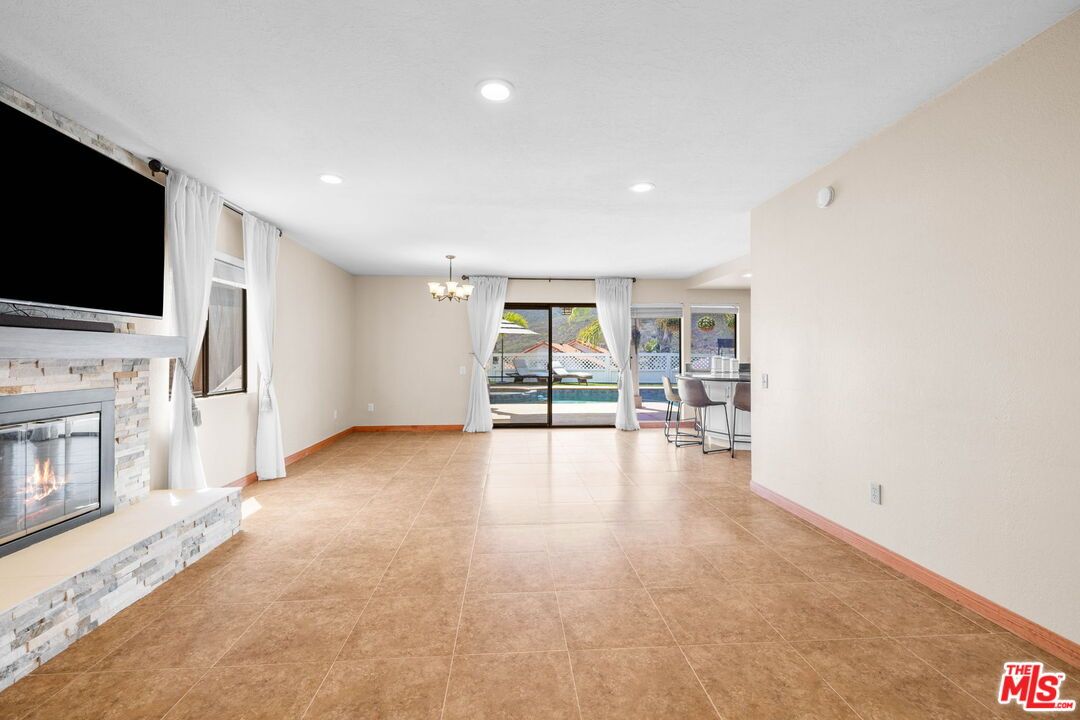 Chandelier, Empty room, Fireplace, Interior, Recessed Lighting