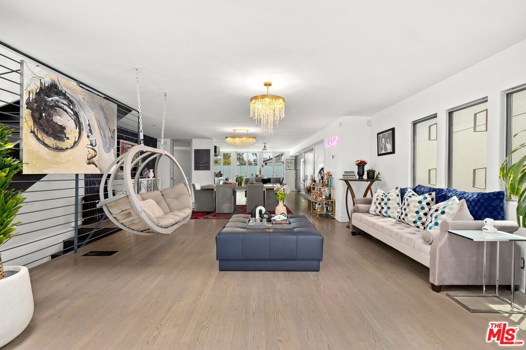 Chandelier, Interior, Living room, Wood Texture Flooring