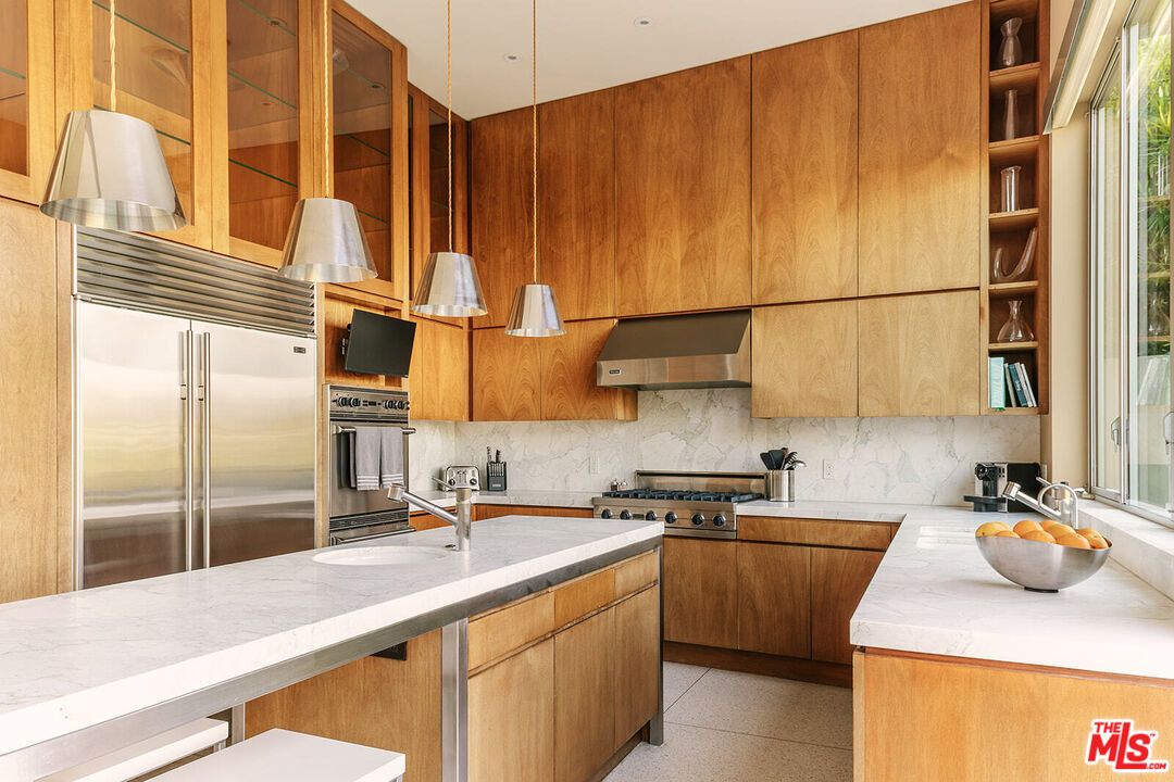 Interior, Kitchen, Pendant Lights, Stainless Steel Appliances