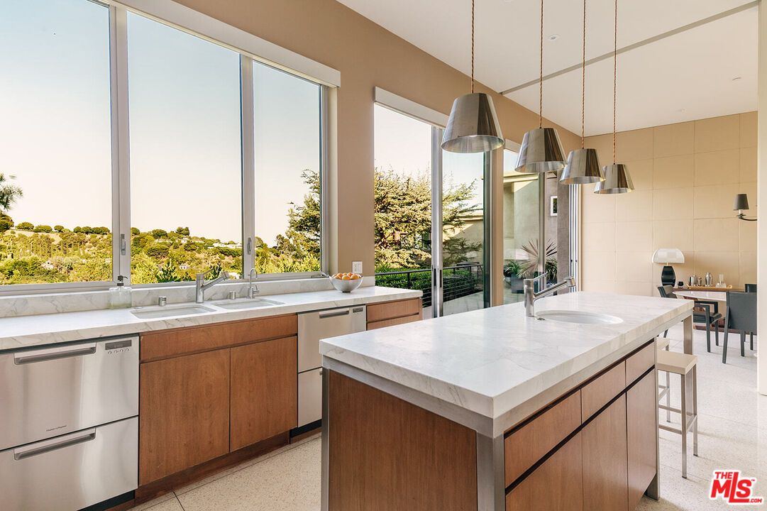 Interior, Kitchen, Pendant Lights, Stainless Steel Appliances