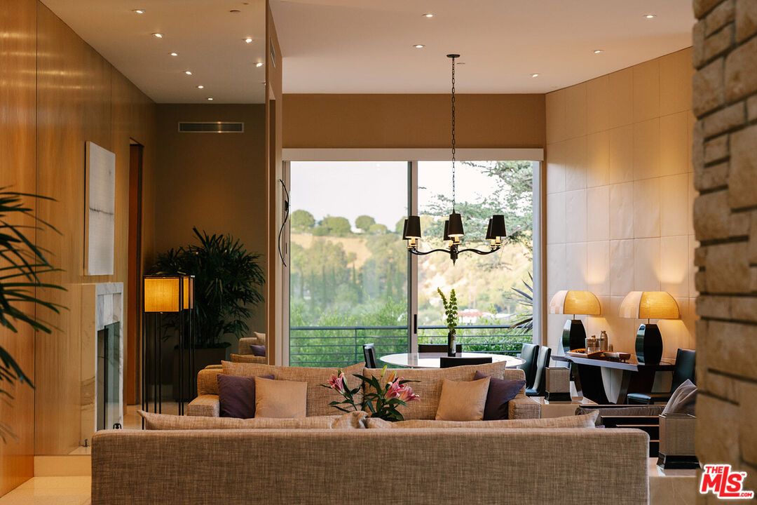 Chandelier, Interior, Living room, Recessed Lighting