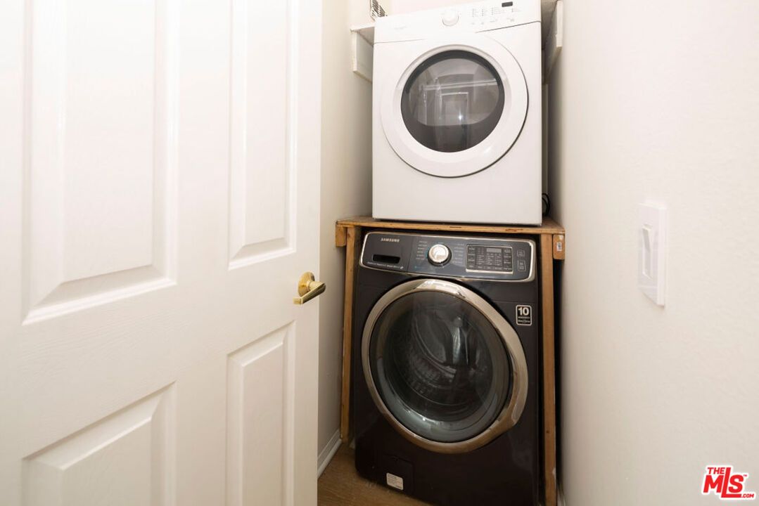 Interior, Utility Closets, Washer