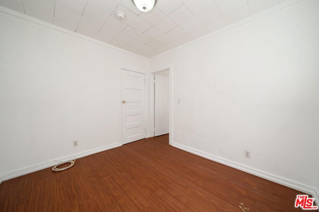 DE Listing image placeholder