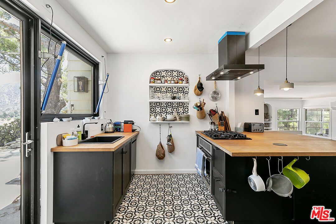 Interior, Kitchen, Pendant Lights, Recessed Lighting