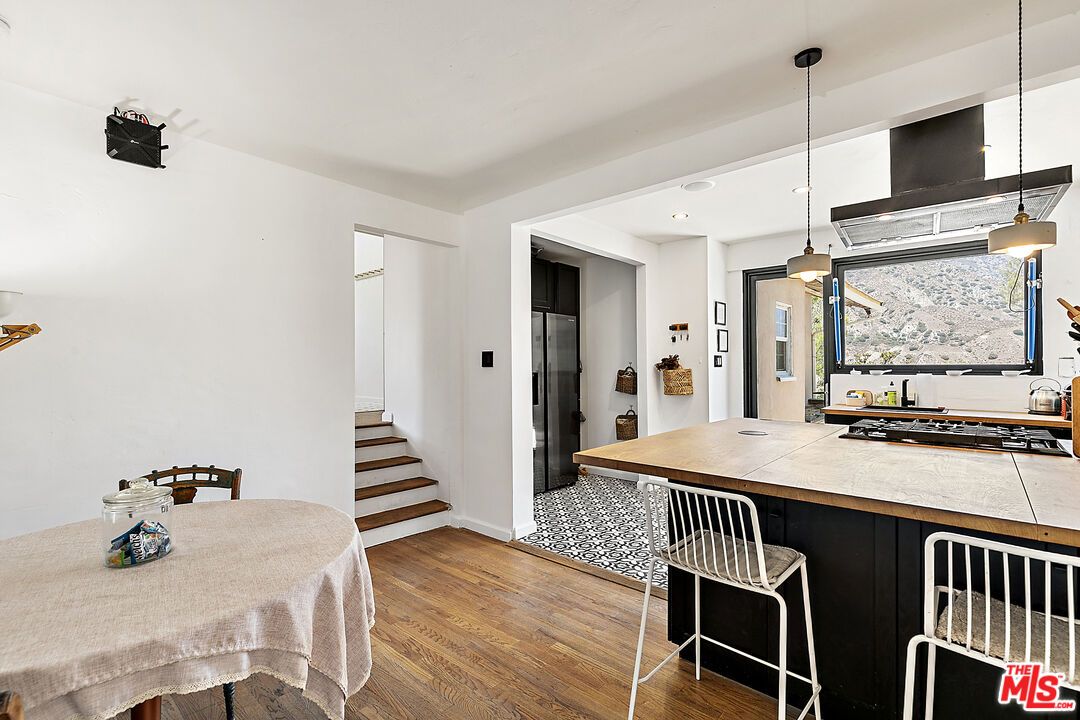 Dining room, Interior, Kitchen, Pendant Lights, Recessed Lighting, Wood Texture Flooring