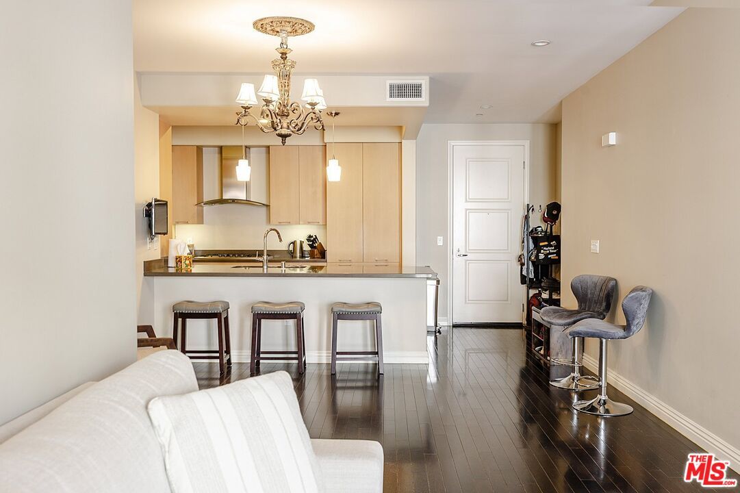 Chandelier, Interior, Kitchen, Recessed Lighting, Wood Texture Flooring